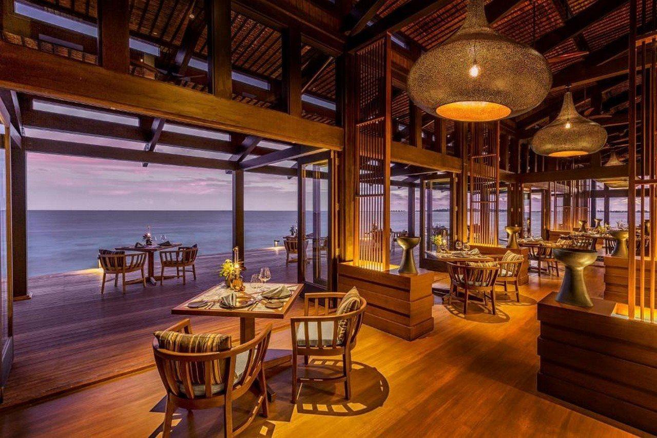 Отель Kudadoo Maldives Private Island Komandoo  Экстерьер фото