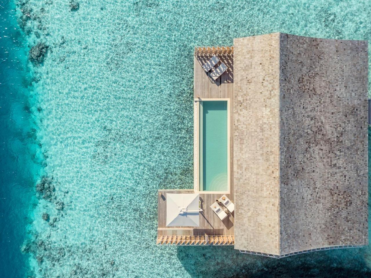 Отель Kudadoo Maldives Private Island Komandoo  Экстерьер фото