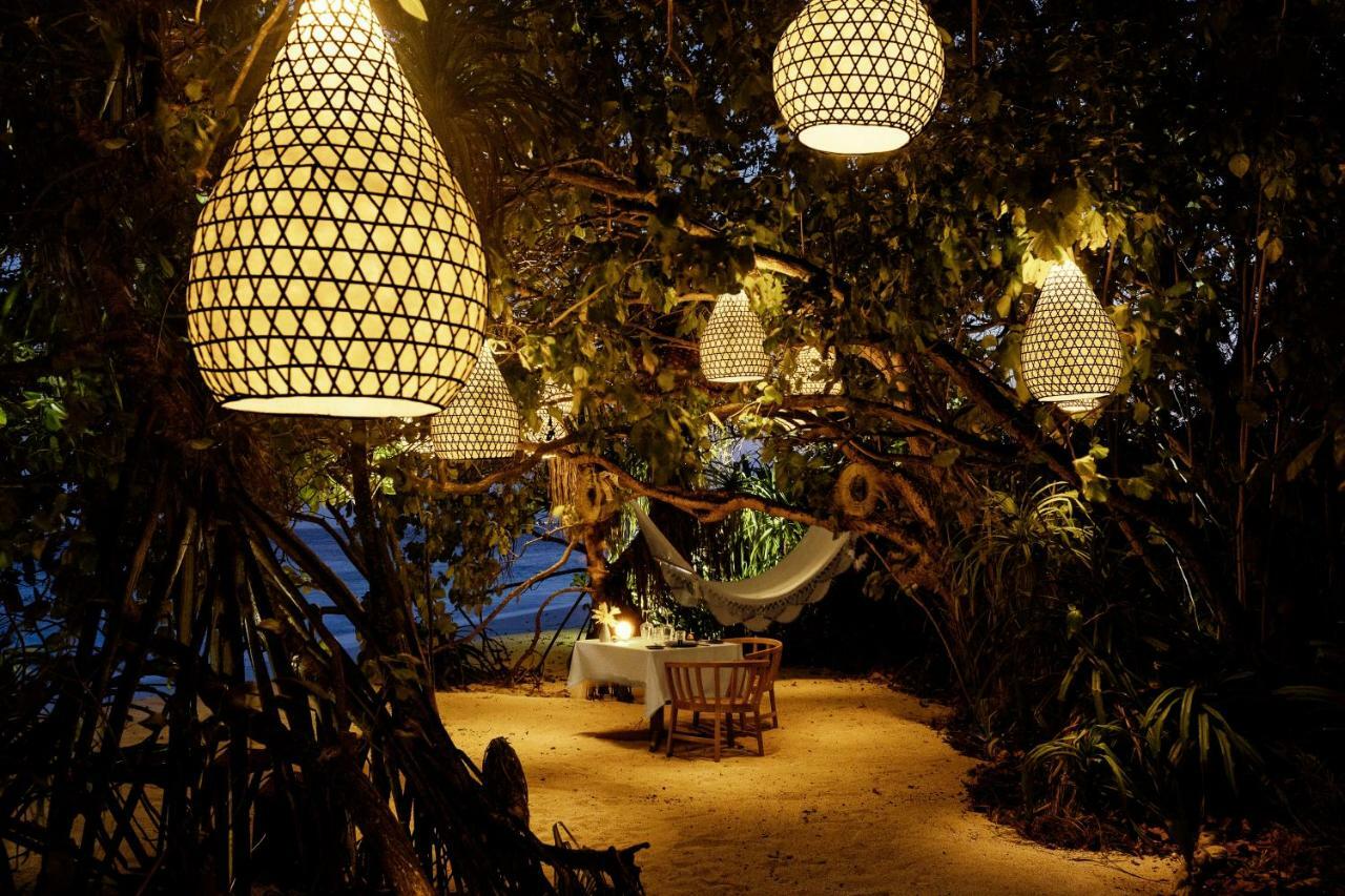Отель Kudadoo Maldives Private Island Komandoo  Экстерьер фото
